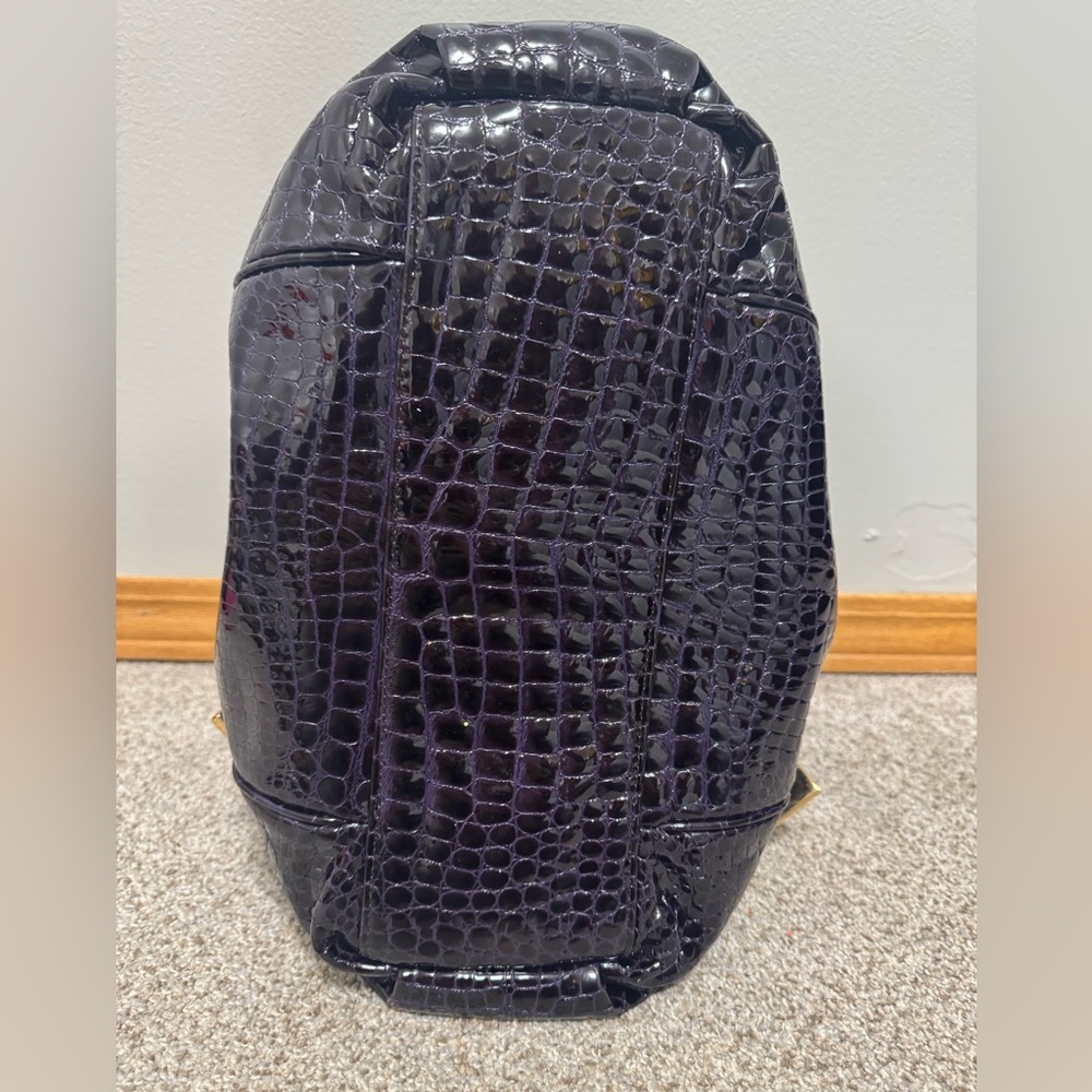 Michael Kors deep purple/black crocodile patent leather purse - Picture 10 of 11